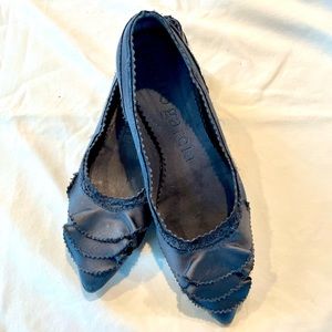 Pedro Garcia silk smoky blue ballet flats sz 6.5